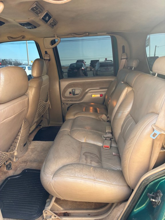 1998 Chevrolet Tahoe Image 5