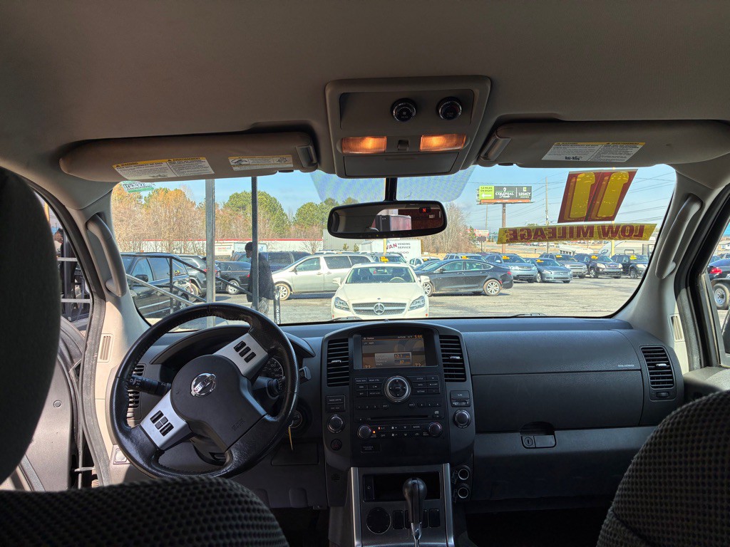 2011 Nissan Pathfinder Image 7