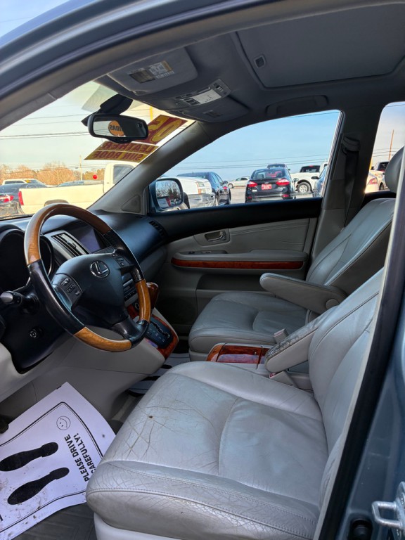 2005 Lexus RX Image 4