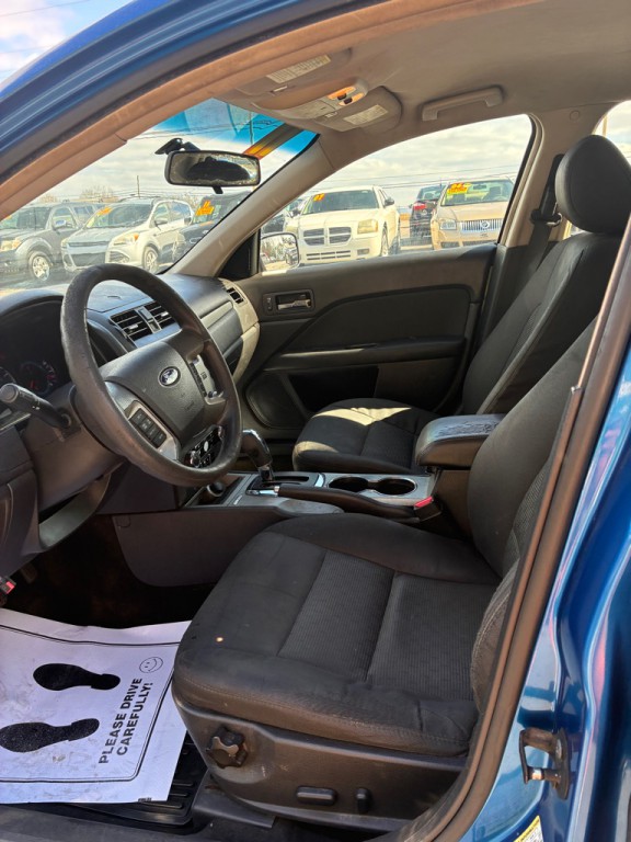 2011 Ford Fusion Image 4