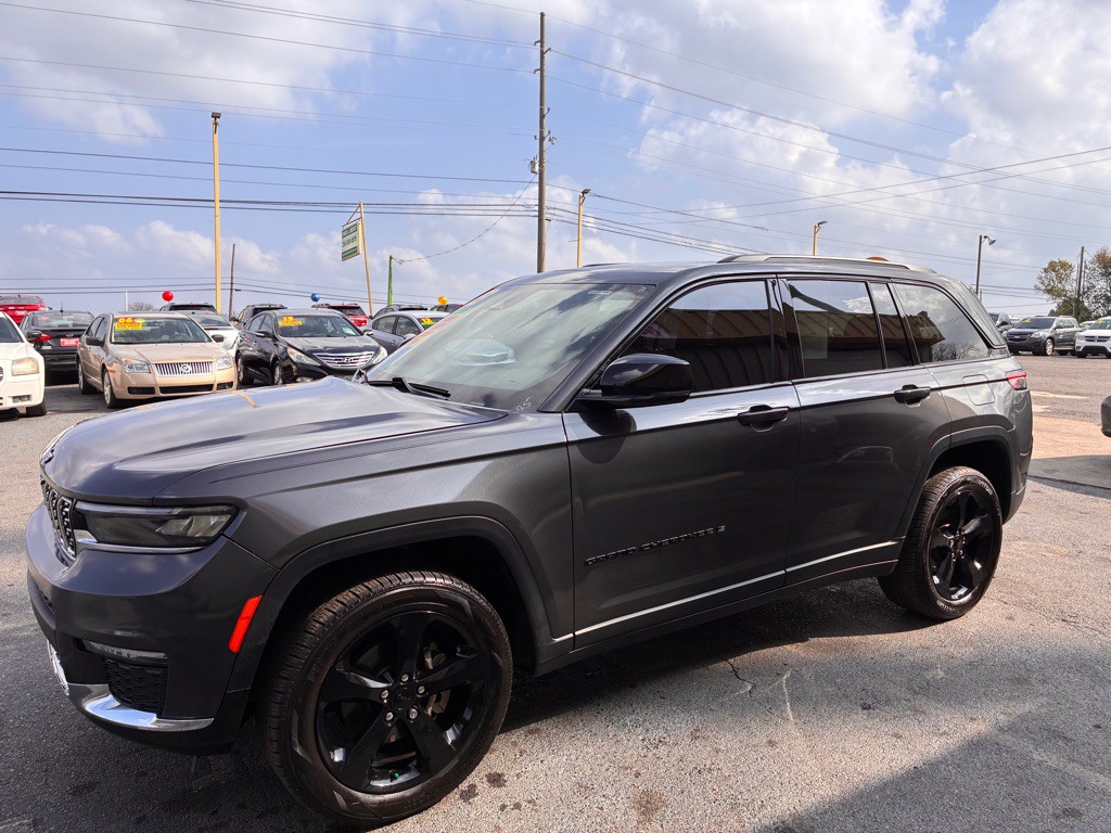 2023 Jeep Grand Cherokee Image 3