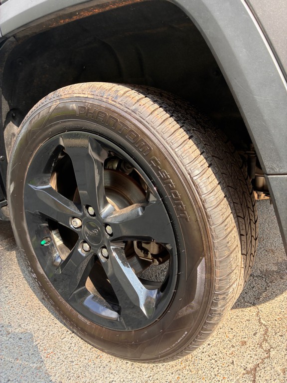 2023 Jeep Grand Cherokee Image 8