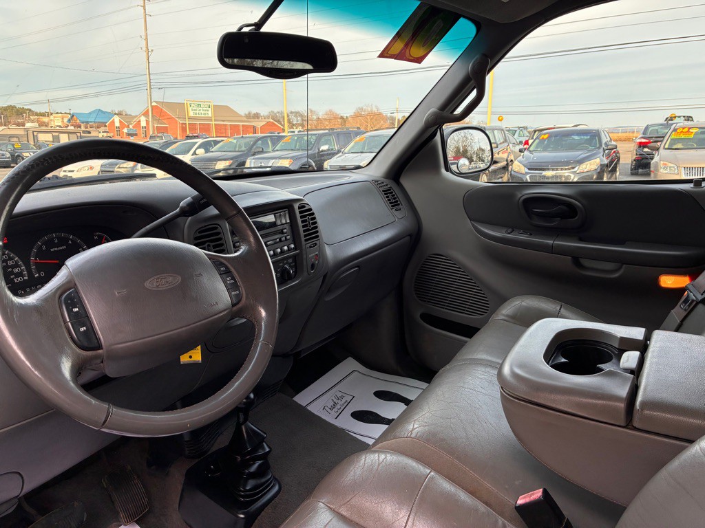 2001 Ford F-150 Image 6