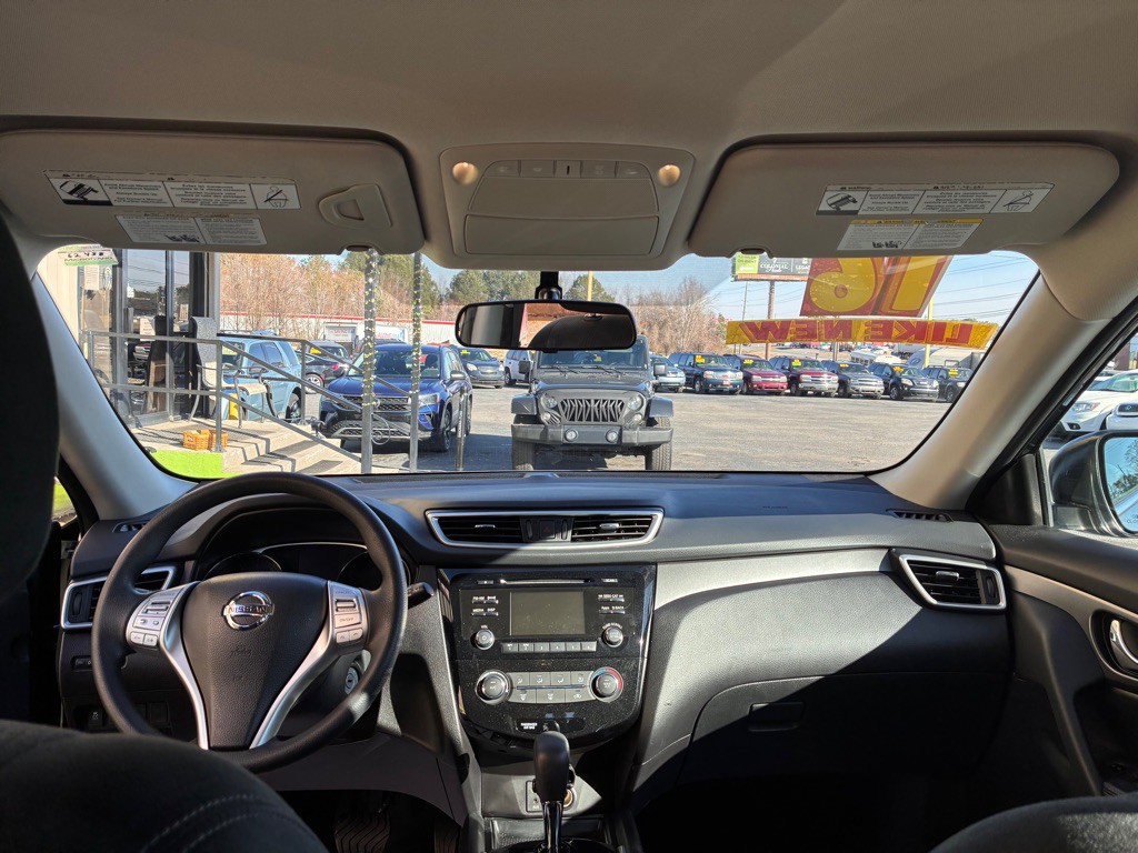 2016 Nissan Rogue Image 6