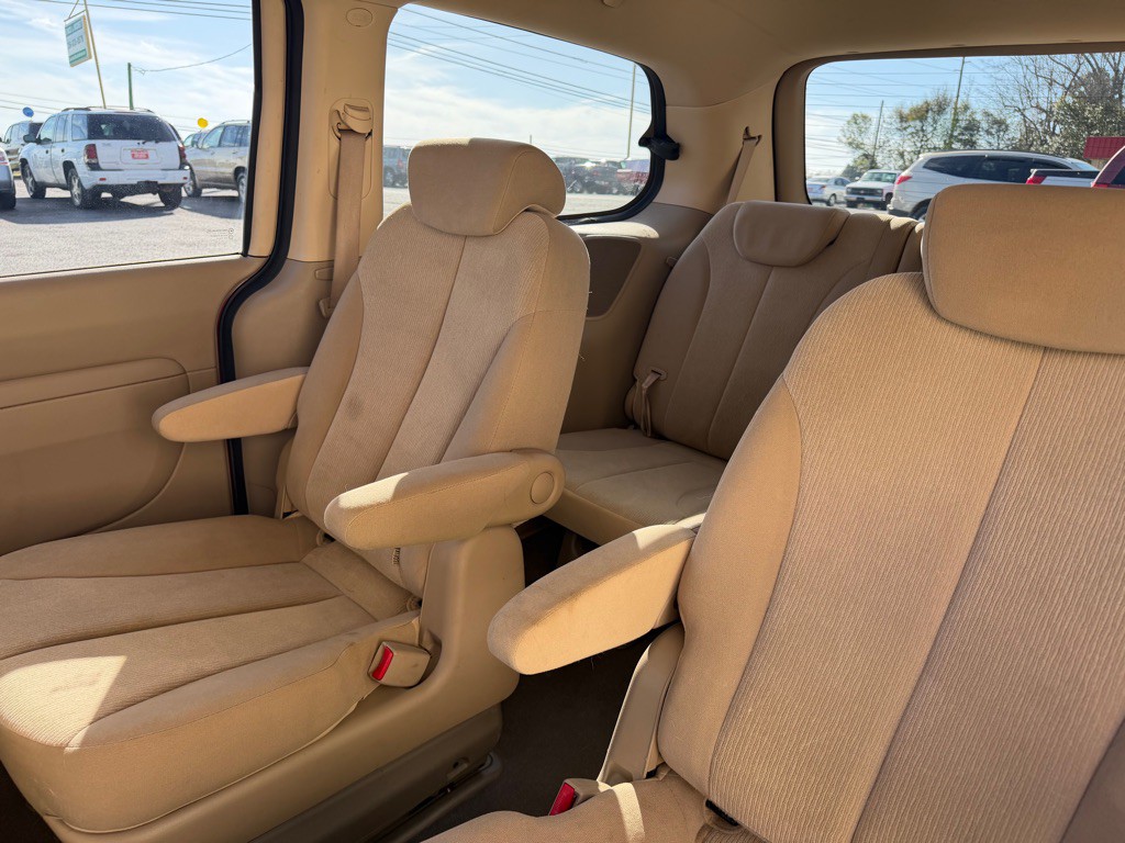 2009 Kia Sedona Image 6