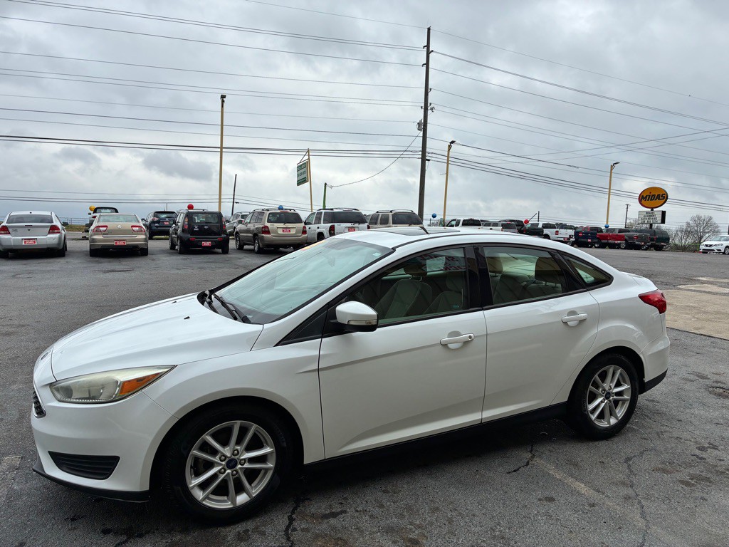 2015 Ford Focus Image 2