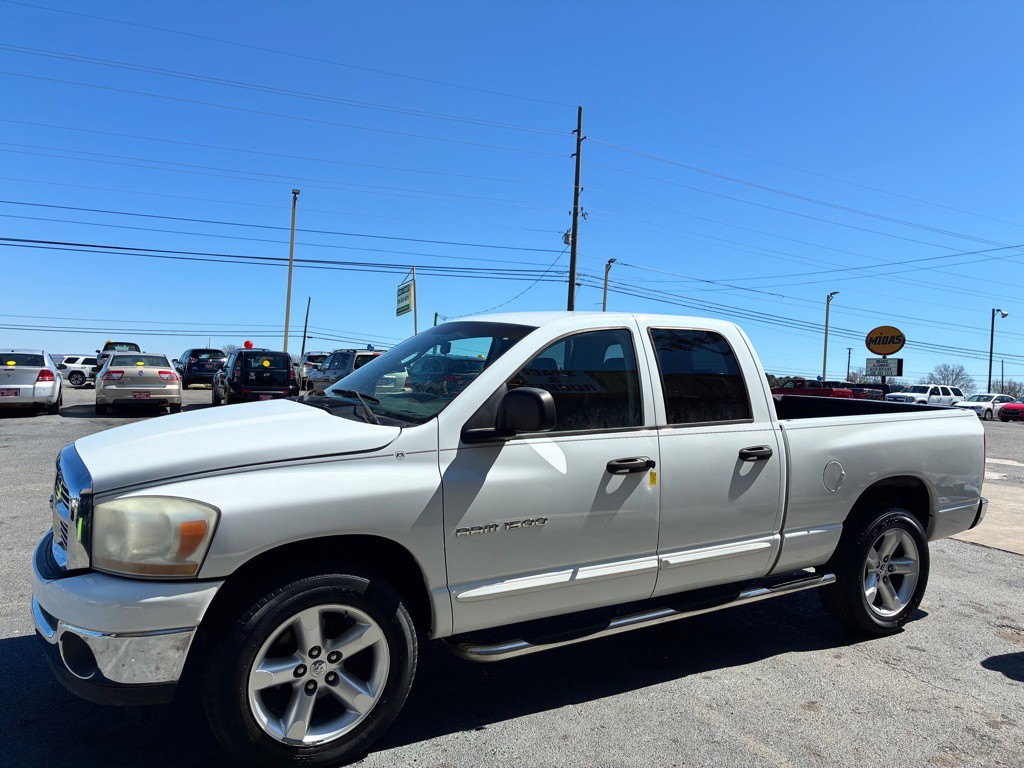 2006 Dodge Ram 1500 Image 3