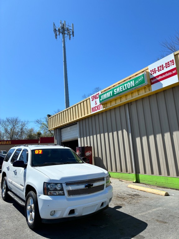 2007 Chevrolet Tahoe Image 2