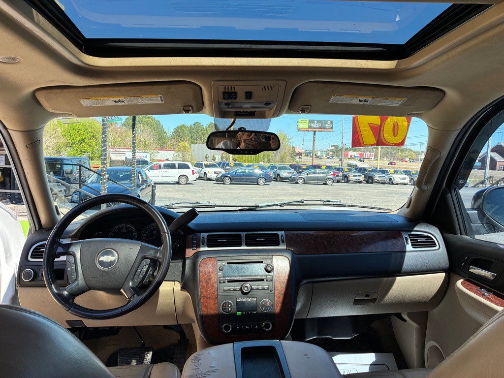 2007 Chevrolet Tahoe Image 8
