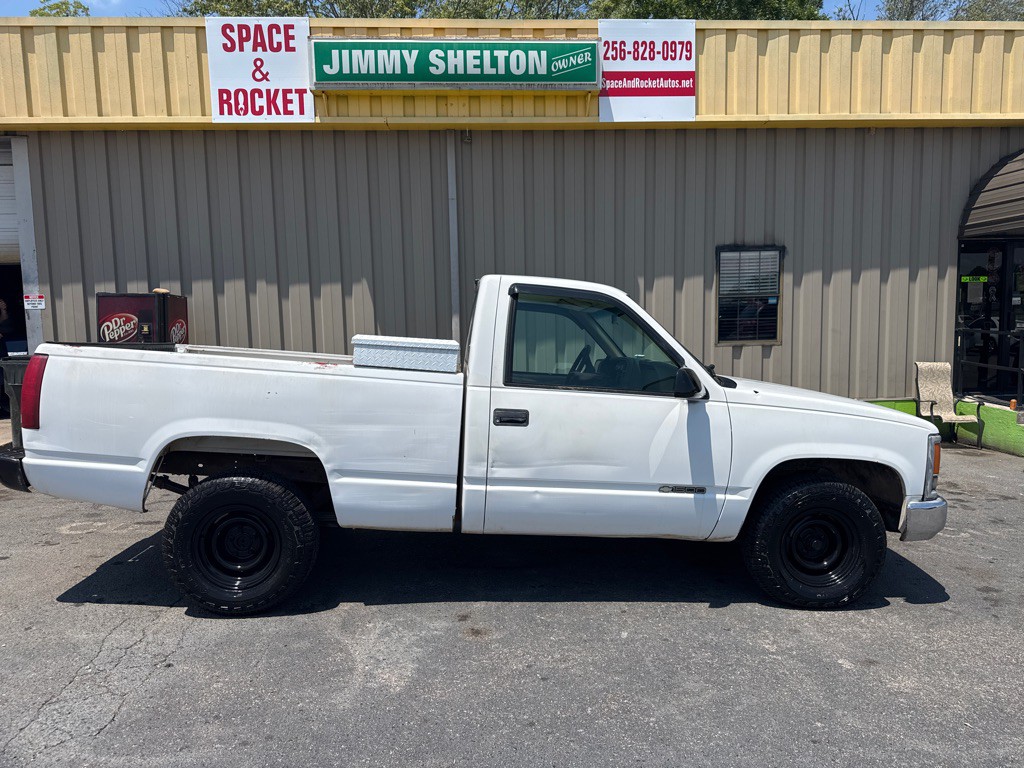 1997 Chevrolet C/K Image 1