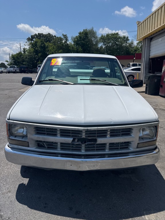 1997 Chevrolet C/K Image 2
