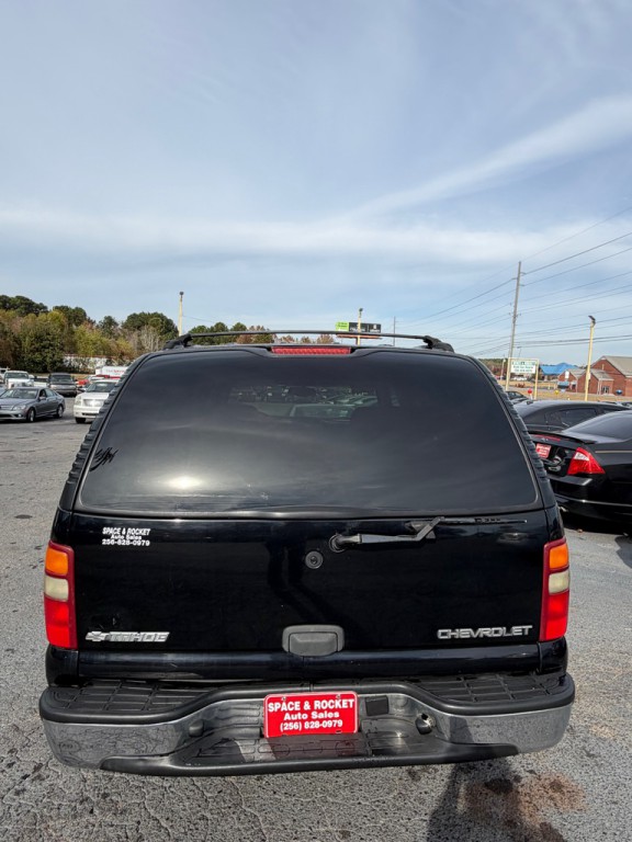 2003 Chevrolet Tahoe Image 5