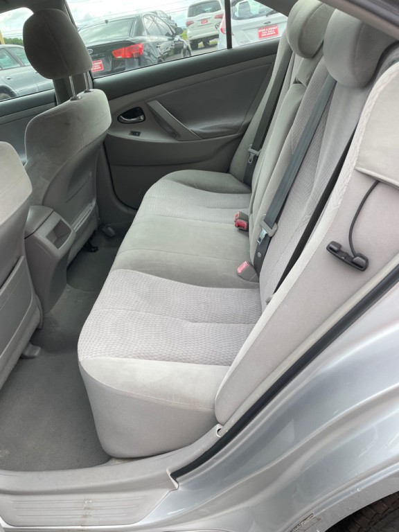 2010 Toyota Camry Image 7