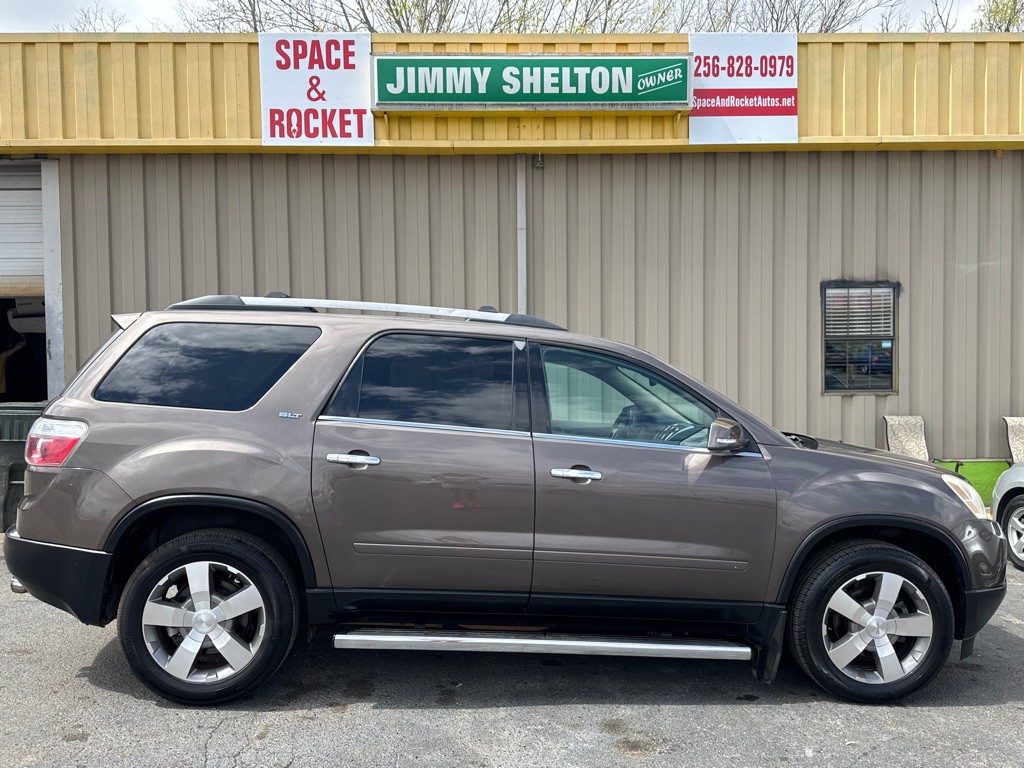 2011 GMC Acadia Image 1
