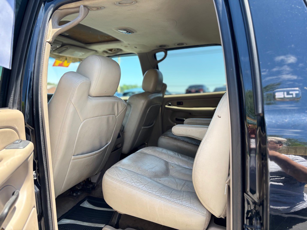 2004 GMC Yukon Image 7