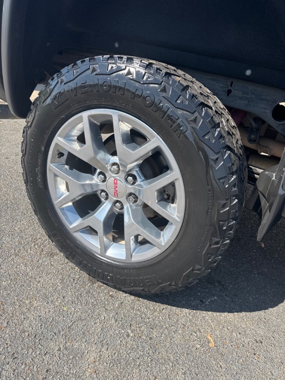 2018 GMC Sierra Image 9