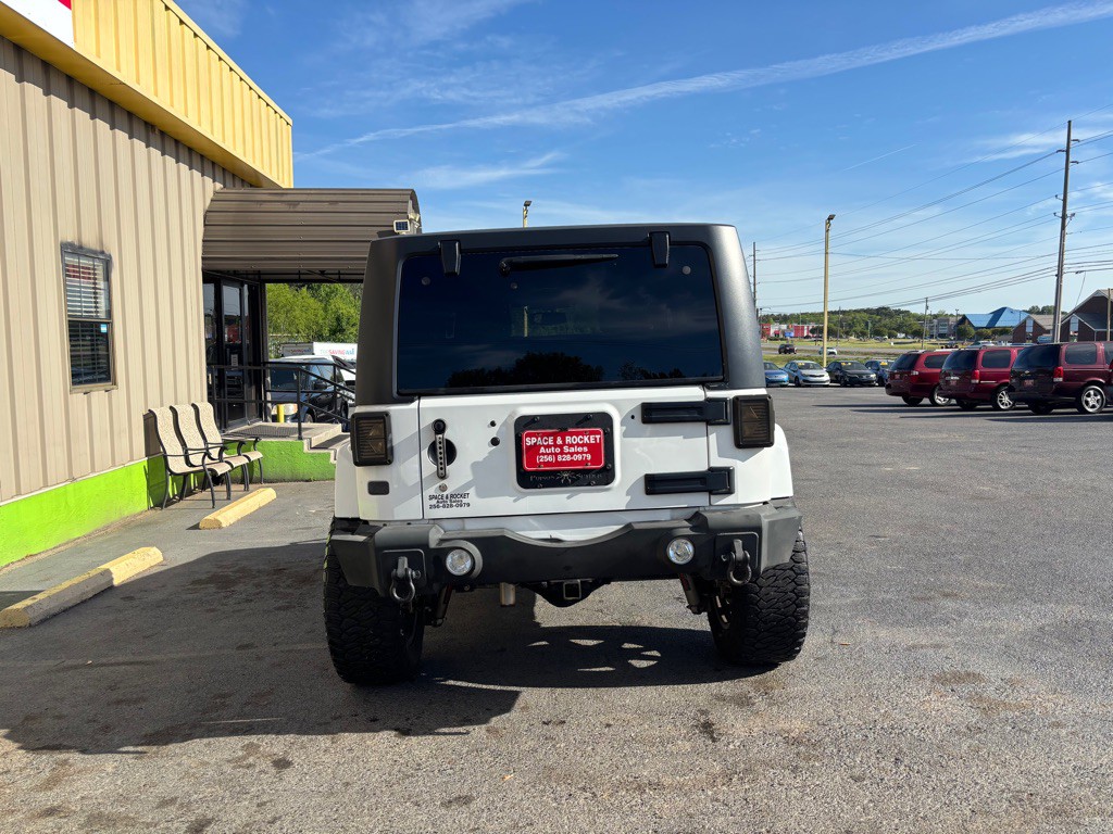 2013 Jeep Wrangler Image 3