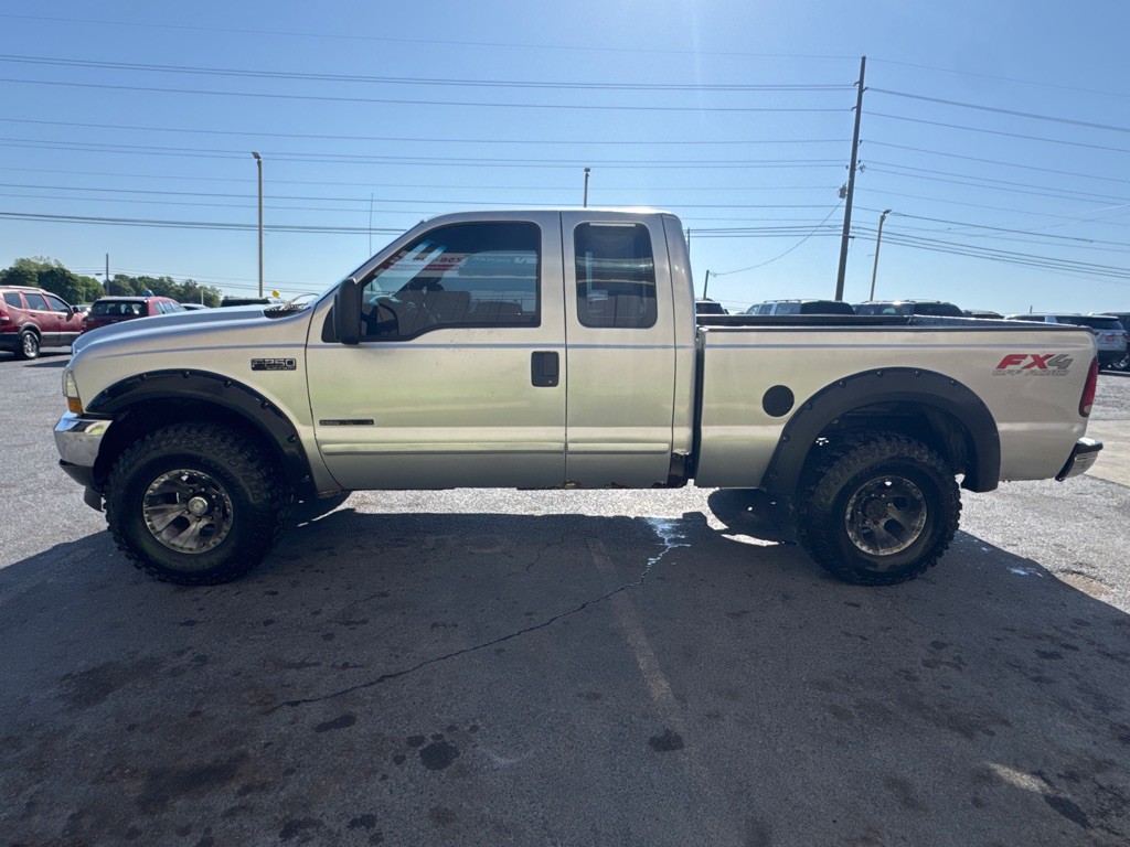 2001 Ford F-250 Image 3