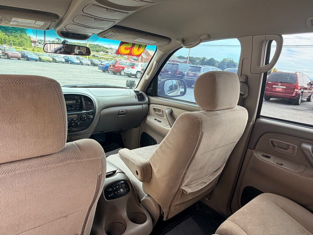 2005 Toyota Sequoia Image 5