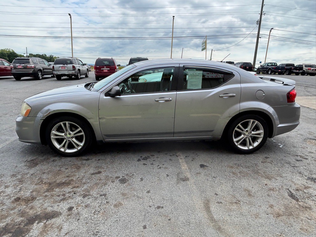 2013 Dodge Avenger Image 6