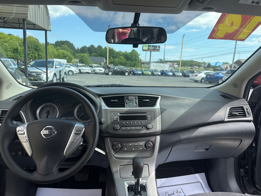 2014 Nissan Sentra Image 7