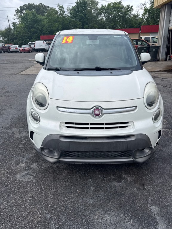2014 FIAT 500L Image 2