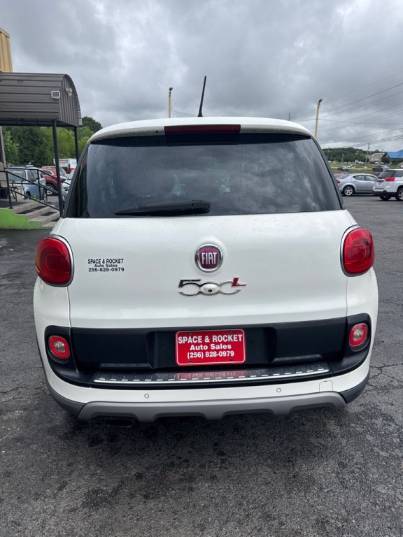 2014 FIAT 500L Image 4