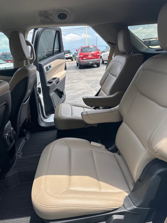 2020 Ford Explorer Image 7