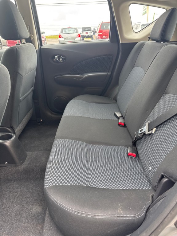 2015 Nissan Versa Image 7