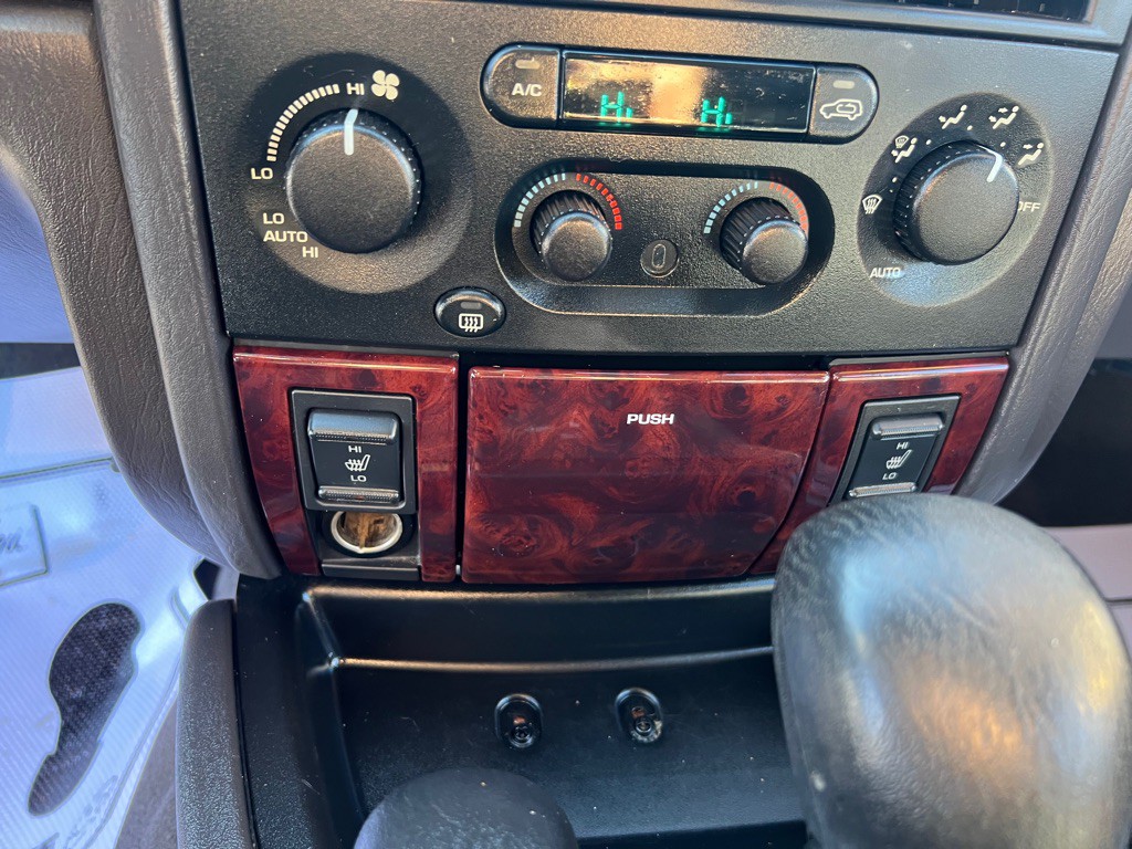 2000 Jeep Grand Cherokee Image 14