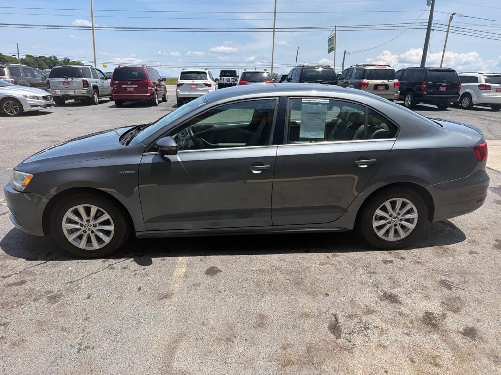 2013 Volkswagen Jetta Image 2