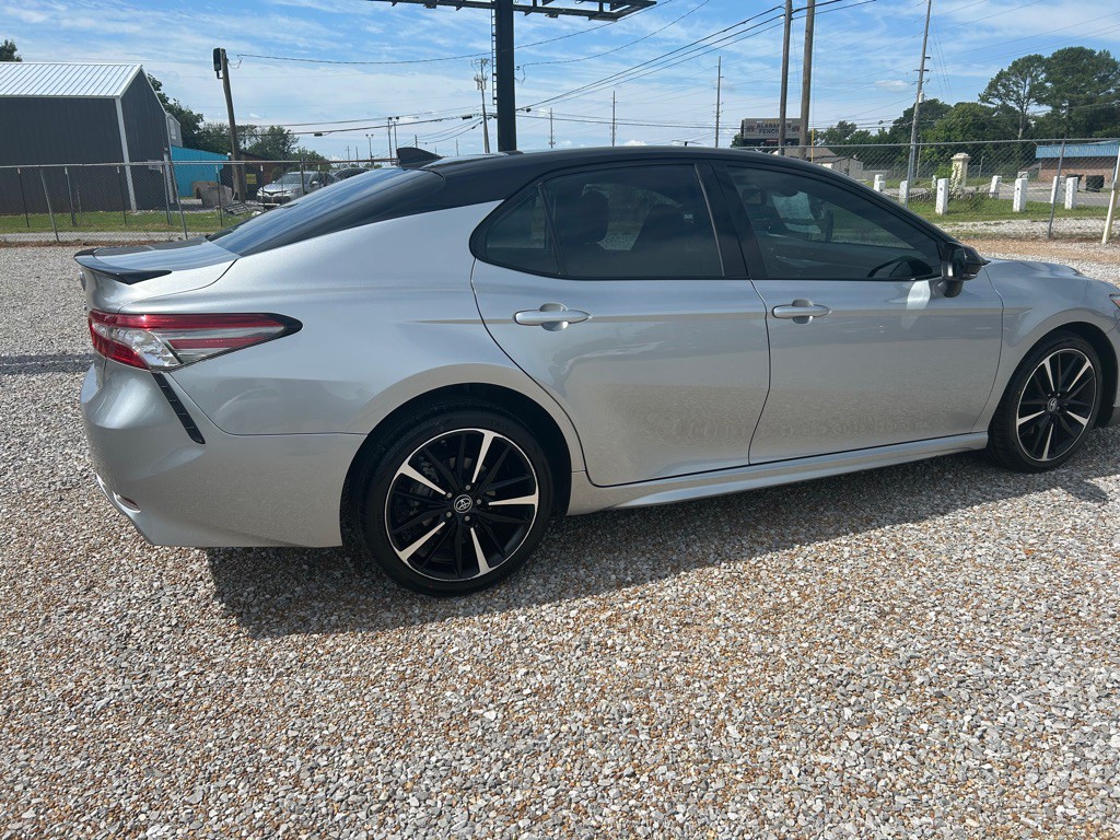 2019 Toyota Camry Image 6