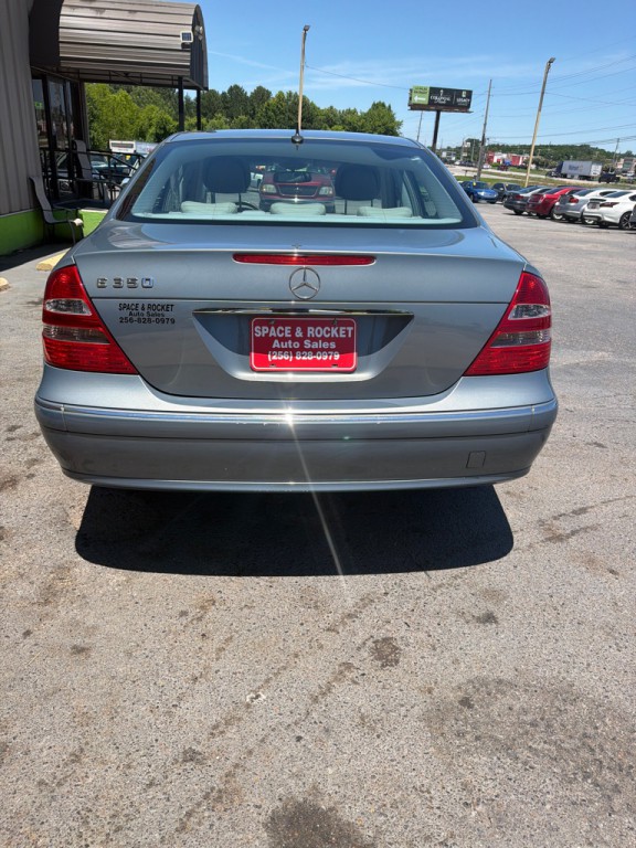 2006 Mercedes-Benz E-Class Image 4