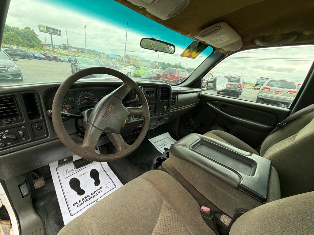 2003 GMC Sierra Image 5