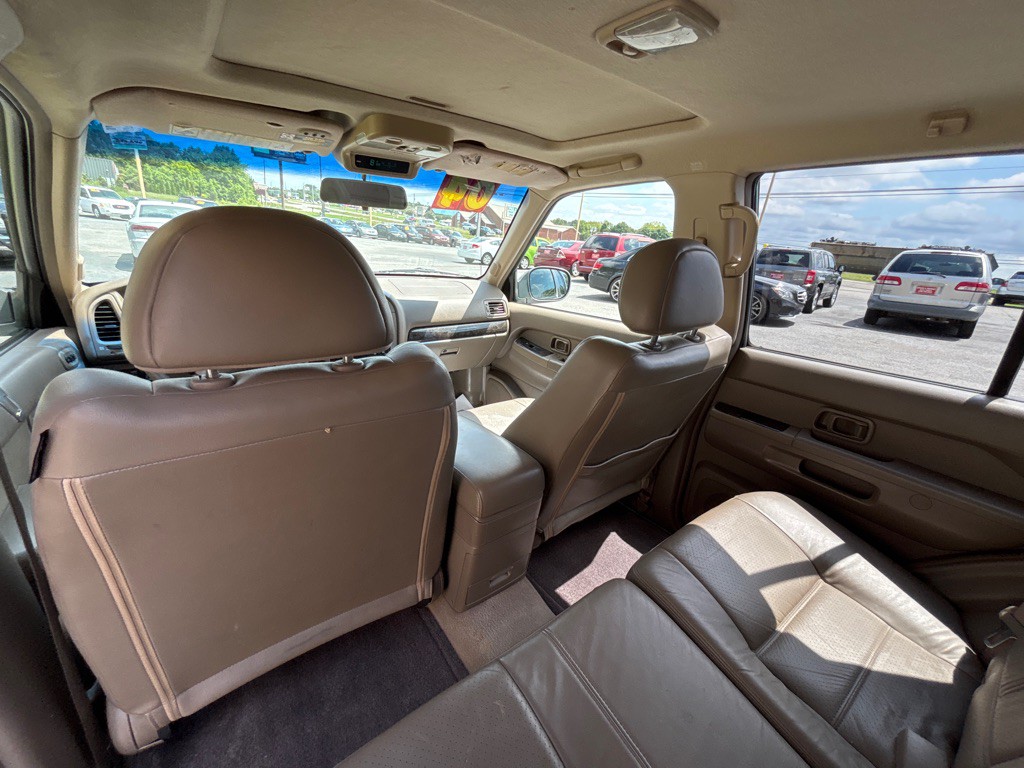 2004 Nissan Pathfinder Image 6