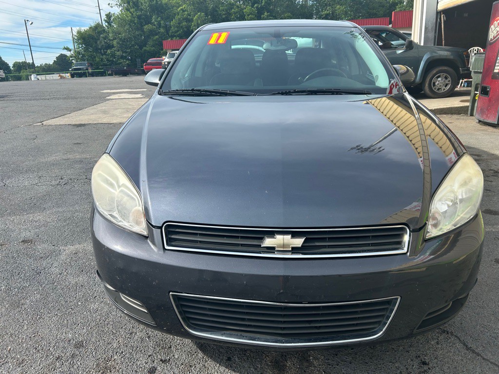 2011 Chevrolet Impala Image 4