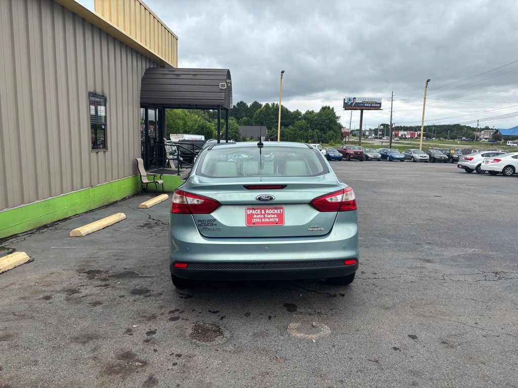 2012 Ford Focus Image 2