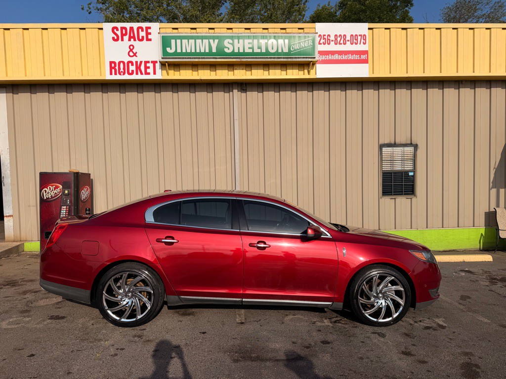 2014 Lincoln MKS Image 1