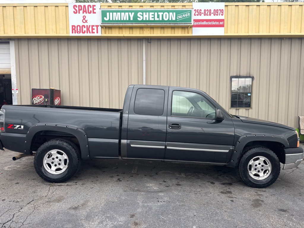 2003 Chevrolet Silverado 1500 Image 1
