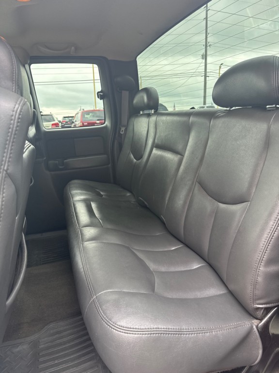 2003 Chevrolet Silverado 1500 Image 6