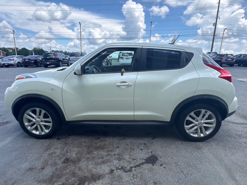 2011 Nissan Juke Image 3