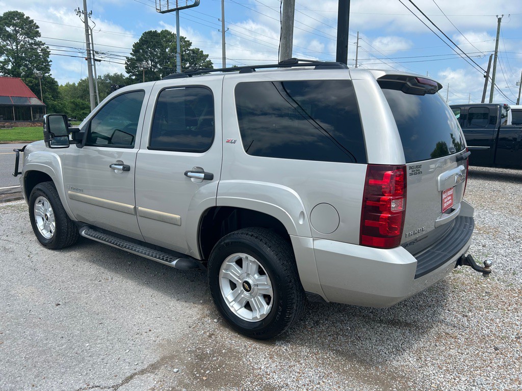 2008 Chevrolet Tahoe Image 2
