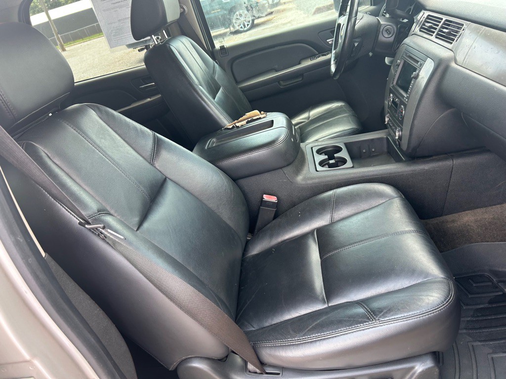 2008 Chevrolet Tahoe Image 11