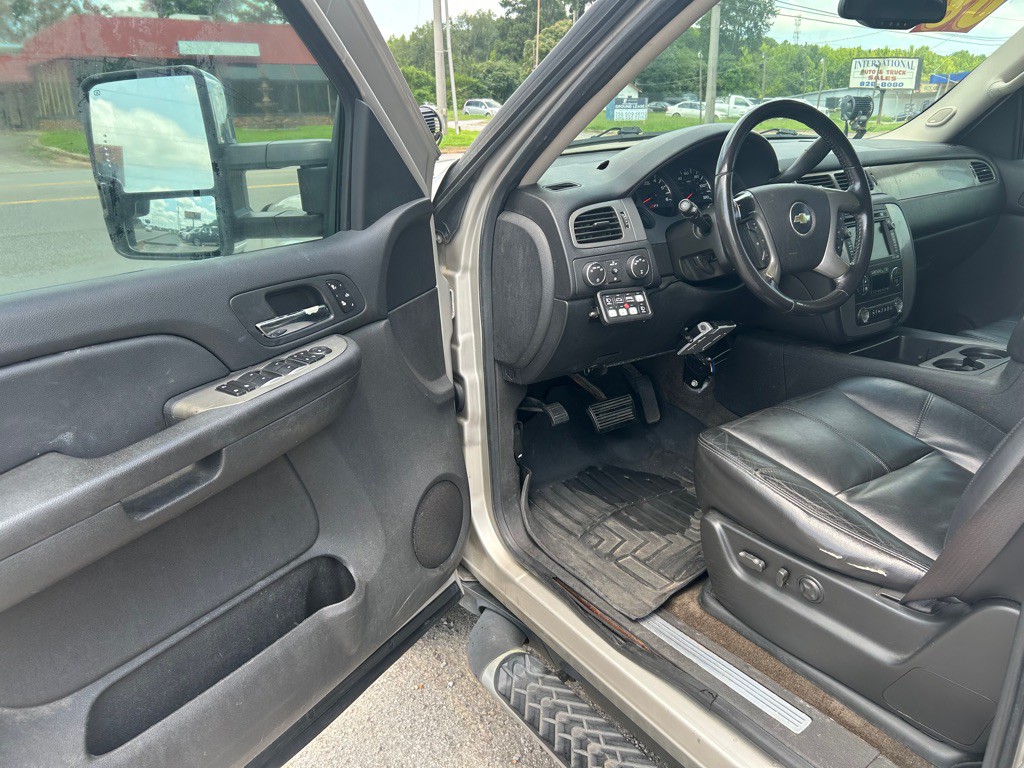 2008 Chevrolet Tahoe Image 15