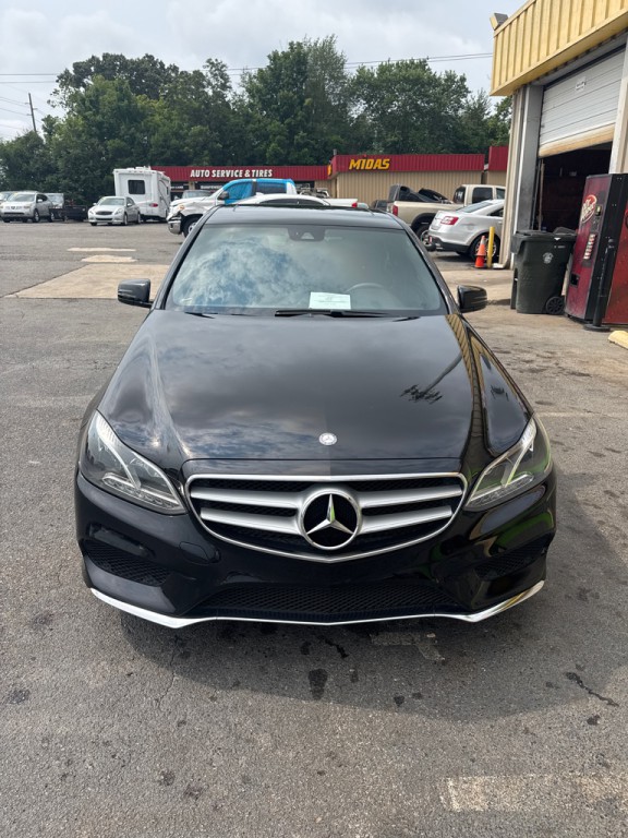 2015 Mercedes-Benz E-Class Image 2