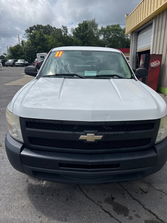 2011 Chevrolet Silverado 1500 Image 2