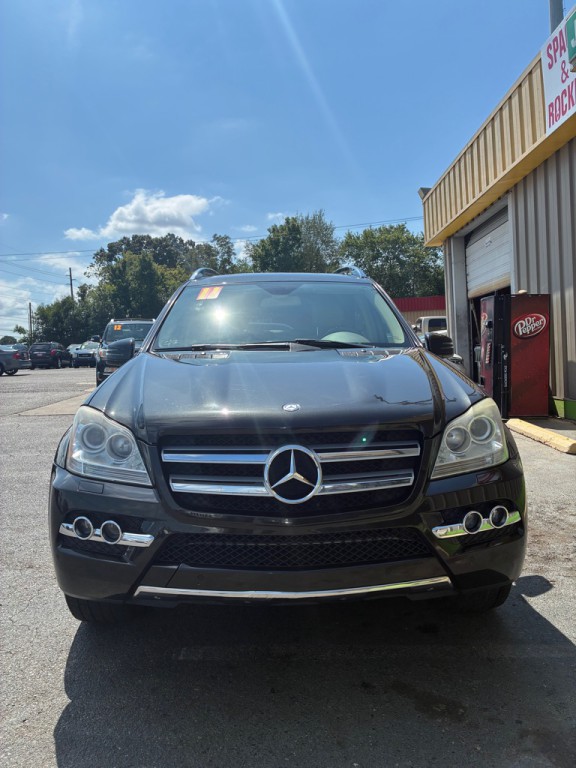 2011 Mercedes-Benz GL-Class Image 2