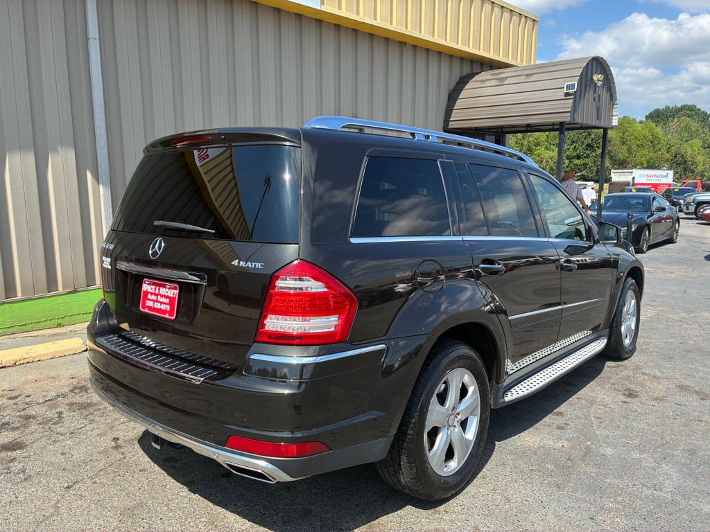 2011 Mercedes-Benz GL-Class Image 4