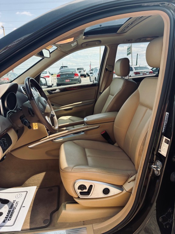 2011 Mercedes-Benz GL-Class Image 6