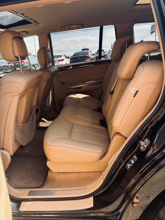 2011 Mercedes-Benz GL-Class Image 7